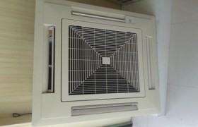 车空调冷媒不足